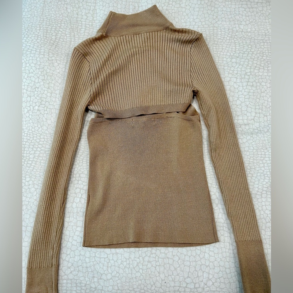 NWT❗️Camel Brown Sweater Shrug Set - Picture 4 of 4